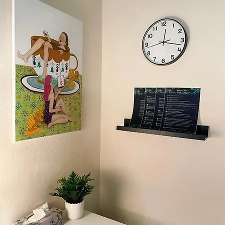 Brody Str 13 Apartment