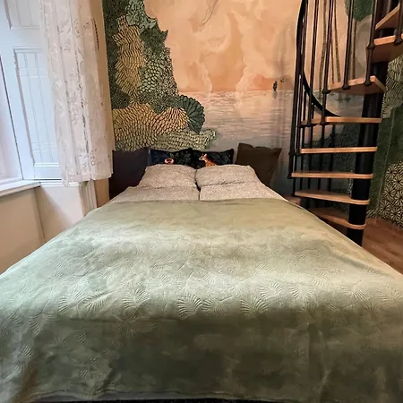 Brody Str 13 * Budapešť