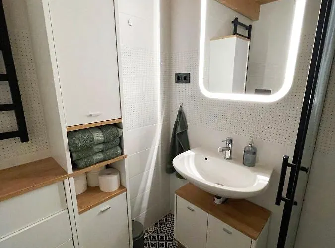 Brody Str 13 * بودابست